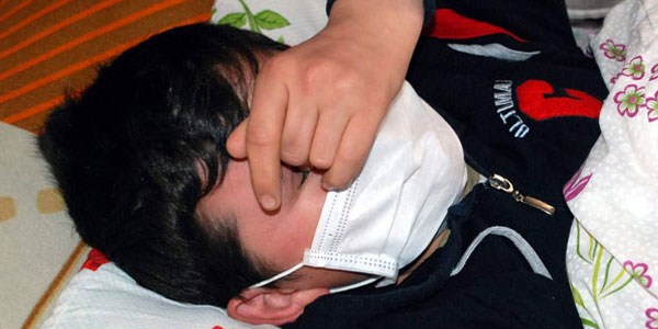 Annesi cezaevine giren çocuğun gözyaşları