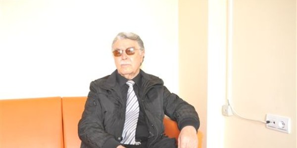 Bakıcılara kızdı annesi için cihaz icat etti