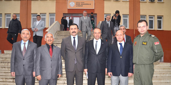 Model Uçak Kursu'nda 17 öğrenciye sertifika verildi