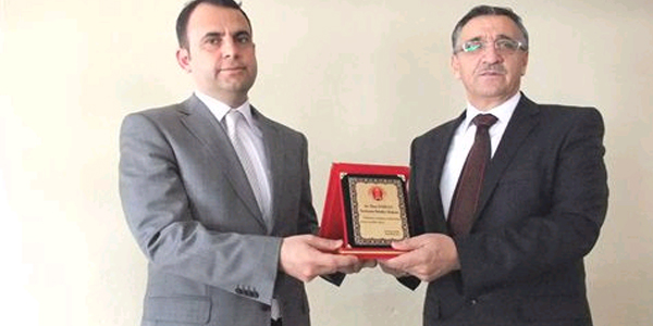 Sarıkamış Belediye Başkanı İlhan Özbilen'den eğitime büyük destek
