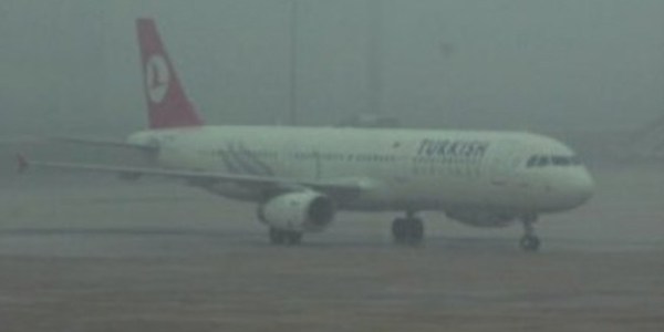 Trabzon'da uçak seferleri iptal edildi