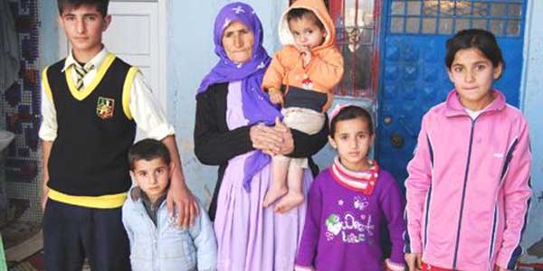 Anne ve babaları PKK'dan tutulandı, 5 çocuk ortada kaldı
