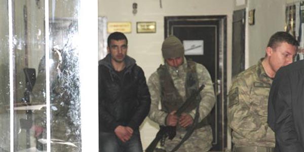 Muş'ta aranan 2 kişi tutuklandı