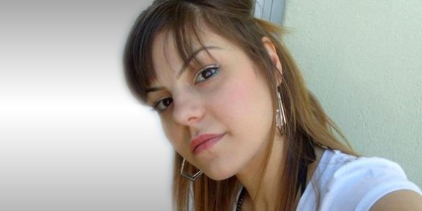 Üniversiteli kız kalbine yenildi