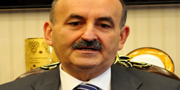 Müezzinoğlu: Bu ülkede Atatürk'ü kullananlar var