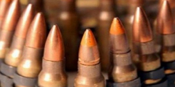 Dolandırıcının evinden uçaksavar mermisi çıktı