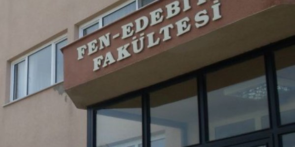 Fen edebiyat faklteleri masaya yatrlyor