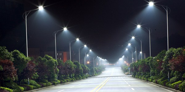 LED sokak lambalarıyla 2 milyar dolar tasarruf sağlanacak