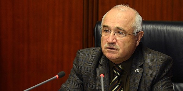Çiçek: Meclis kanun fabrikasına döndü