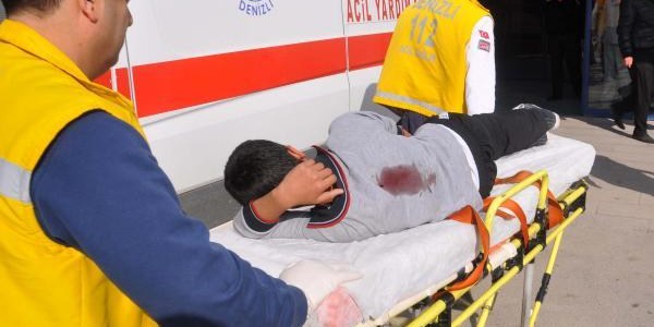 Ortaokulda kız kavgasında 1 öğrenci bıçaklandı