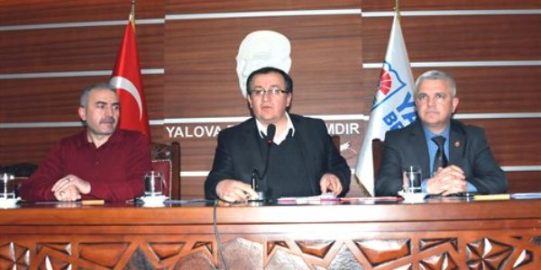 Belediye meclisine kadro ihdası rötarı