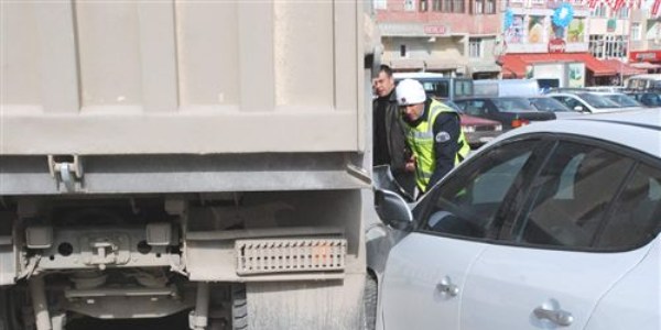 Kazalara davetiye çıkaran kavşak