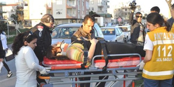 Antalya'da zincirleme trafik kazası: 5 yaralı