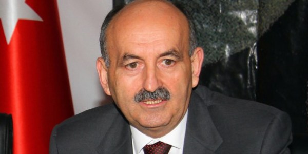'Sağlıkçılara askere sahip çıkar gibi sahip çıkalım'
