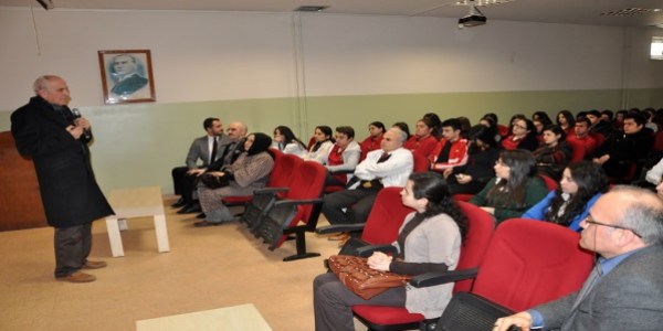 Ümraniye Belediyesi okur-yazar buluşmaları devam ediyor