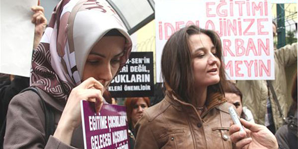 Öğrenci velilerinden 'ortaokul' eylemi