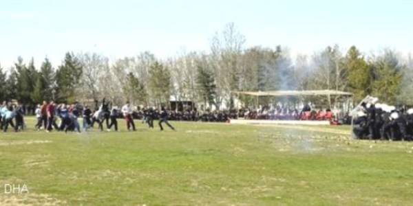 Polis adaylarının toplumsal olaylara müdahale tatbikatı