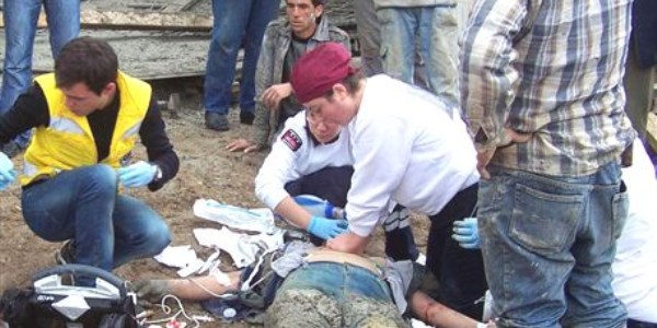 Antalya'da inşaat çöktü: 1 ölü