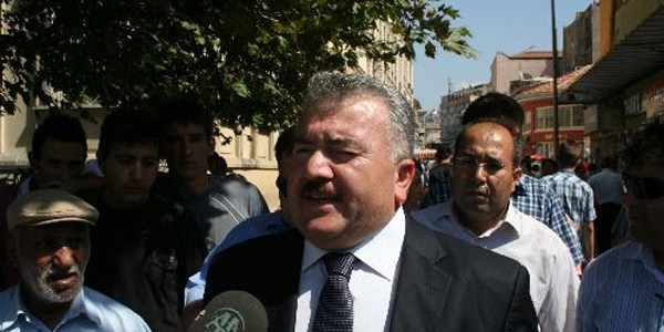 Yönetmelik değişikliği, büyükelçi için yapılmış