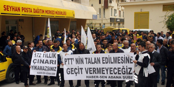 Adana'da PTT çalışanlarından eylem