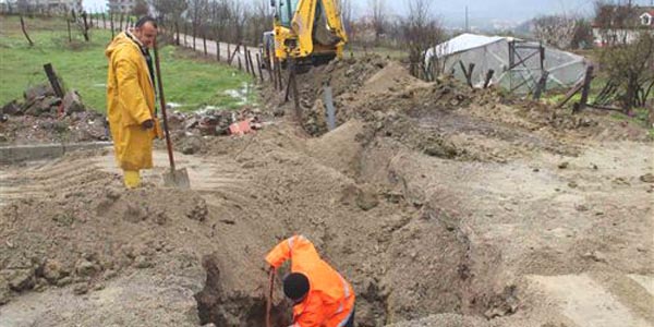 Esentepe'ye 3 bin metrelik şebeke suyu hattı
