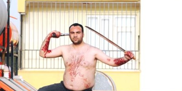 Tabanca ve döner bıçaklı intihar girişimi