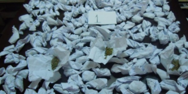 Bismil'de 66 kilogram esrar ele geçirildi