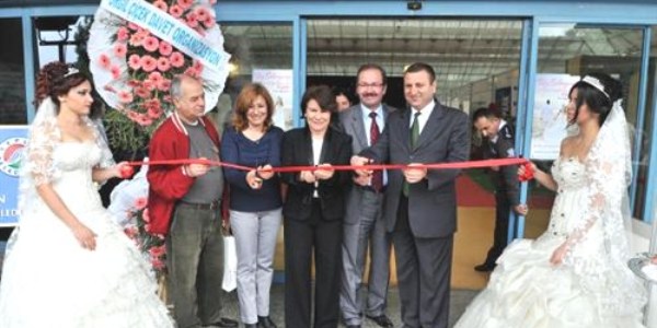 Evlilik Fuarı'nda evlendiler