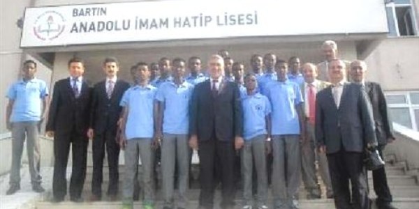 Bartn'da mam Hatipli 3 Somalili renci yurttan kat