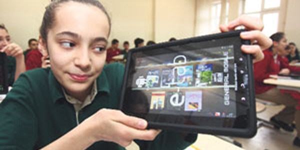 Öğrencilere dağıtılacak tabletlerde bunlar yasak