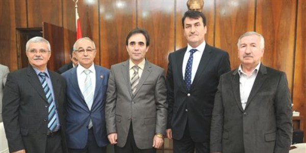 Osmangazi'de kimsesizler evi için imzalar atıldı