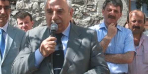 Eski bakan vefat etti
