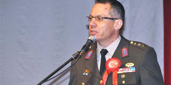Komutandan çatışmada ölen askerine şiir
