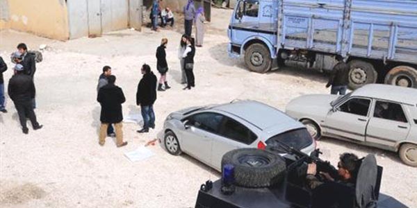 Şanlıurfa'da 250 asker ve polisle sınır köylerinde arama yapıldı