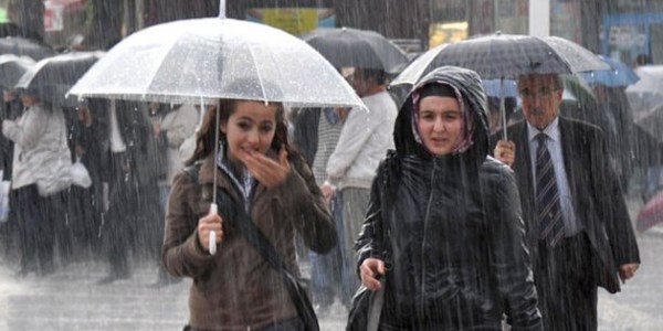 Meteoroloji'den kuvvetli yağış ve fırtına uyarısı