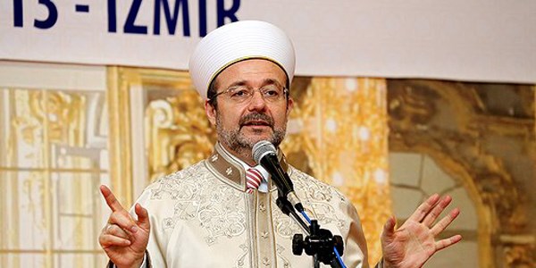 'Tüm gençleri kitle iletişim araçları teslim aldı'