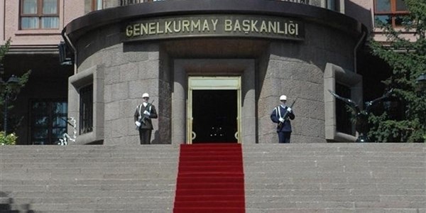 TSK: İlk grup sınırı geçti, jetler izledi haberi doğru değil