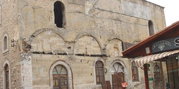 Aya Haralambos kilisesi restore edildi