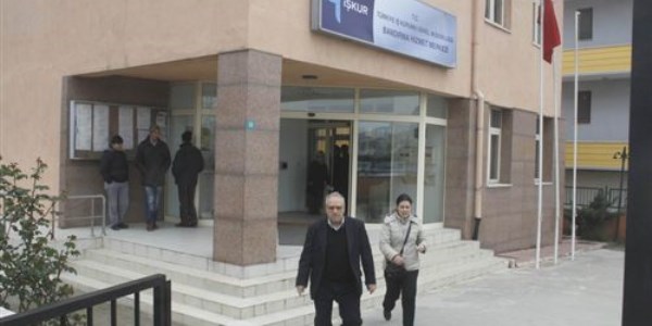 Bin 200 işçiye toplu çıkış verildi!