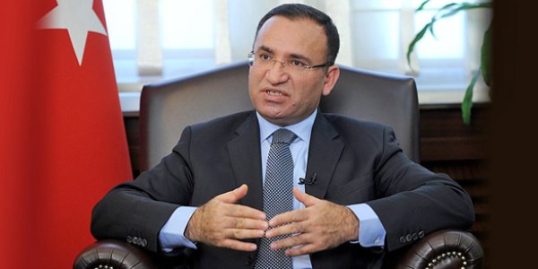 Bozdağ: Süreci akil adamlar yönetmeyecek