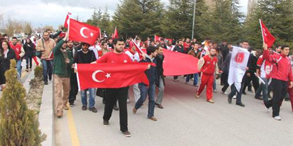 Beytepe'de çıkan olaylar sessiz yürüyüşle protesto edildi
