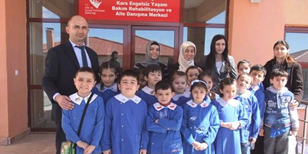 Sarıkamışlı öğrencilerden anlamlı ziyaret