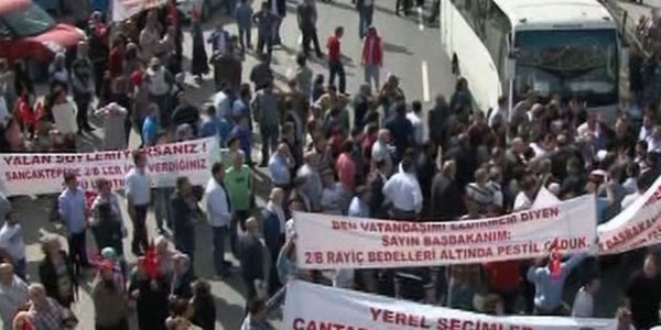 Şile - İstanbul yolunu kapattılar