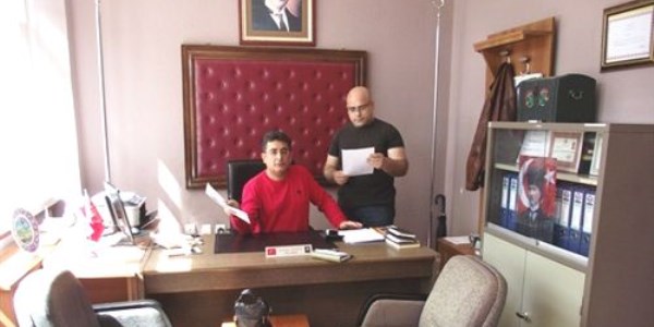 Havran'da yeni kimlik kartı verilmesine başlandı