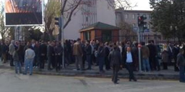 Haritacılardan genel müdürlük önünde eylem