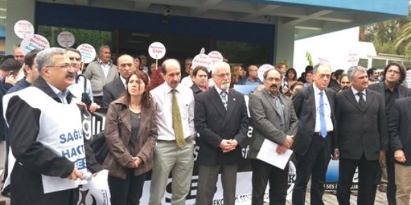 Doktorlar 17 Nisan'da hasta bakmayacak