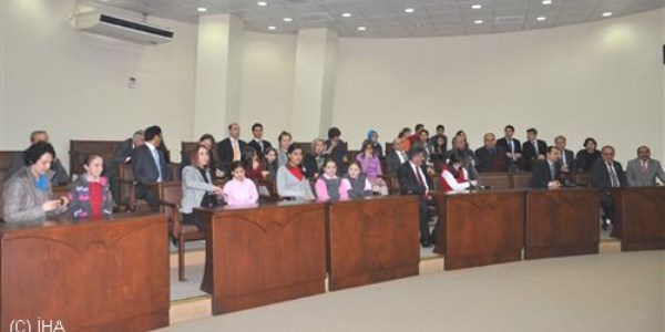Başkan Alıcık, başarılı öğrencileri ödüllendirdi