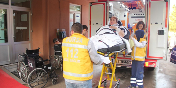 162 kiloluk hasta, obez ambulansıyla nakledildi