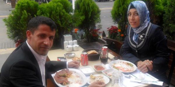 Eşi de doktor olan genç hemşire, zatürreden öldü