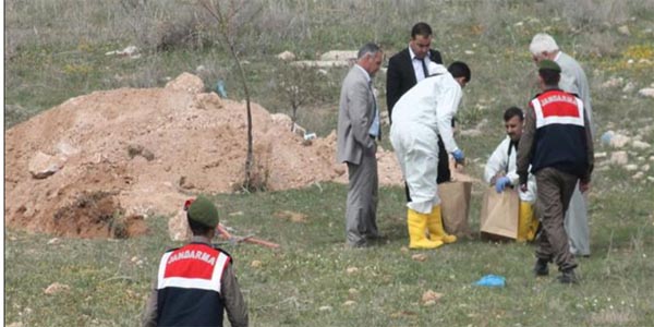 2 kişiyi gömdü, 10 yıl sonra yakalandı